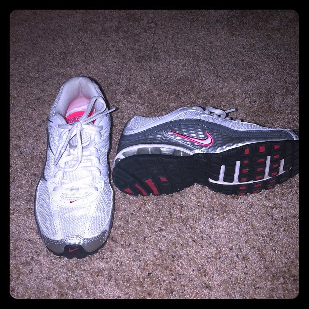 Women’s Nike Fitsole. **Like brand NEW.